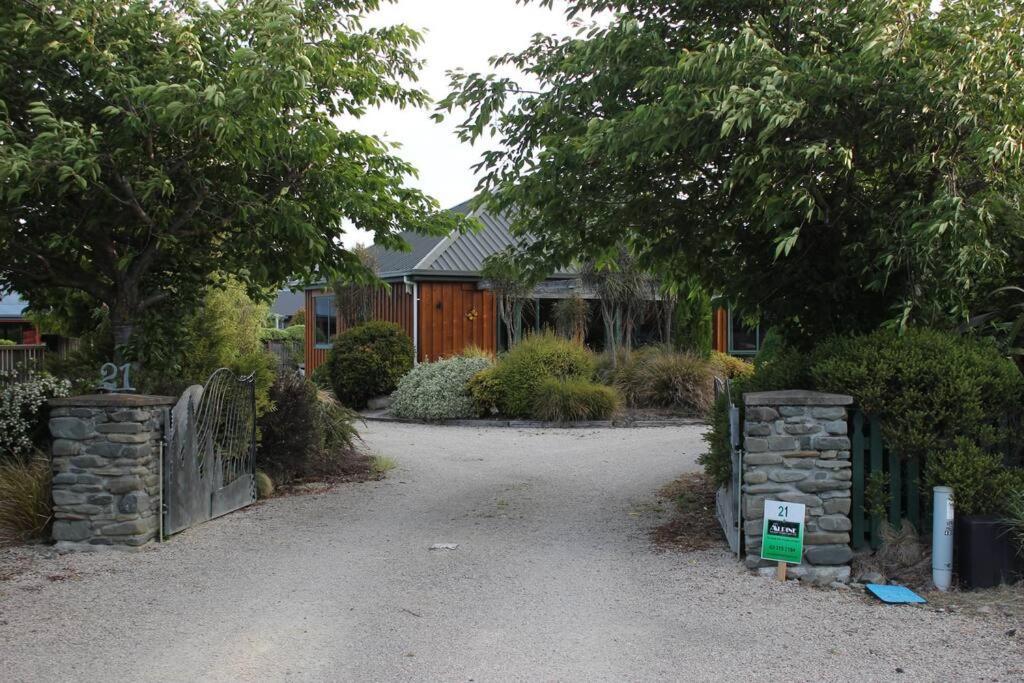 Villa Popular Family And Pet Friendly Modern Cosy Bach Wifi Hanmer Springs Esterno foto